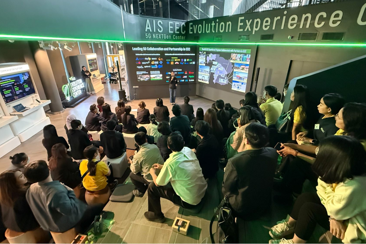 ข้าราชการสำนักงานปลัดกระทรวงเกษตรและสหกรณ์ เข้าเยี่ยมชม AIS EEC เพิ่มพูนความรู้ด้านเทคโนโลยีดิจิทัลเพื่อมุ่งสู่องค์กรแห่งความเป็นเลิศ
