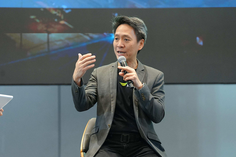AIS ผนึกบางกอกแลนด์ ปูพรมโครงสร้างพื้นฐานอัจฉริยะทั่วเมืองทองธานี 4,000 ไร่ อัด 5G-ADVANCED และ Smart Connectivity ดันวิถีดิจิทัล–ธุรกิจ สู่พื้นที่เศรษฐกิจอัจฉริยะแห่งอนาคต