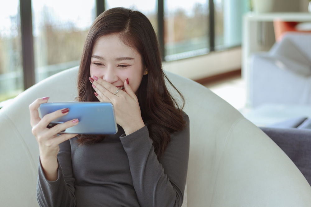 5G มีความเร็วสูง จึงสามารถเชื่อมต่อระบบและอุปกรณ์ต่าง ๆ ได้รวดเร็ว