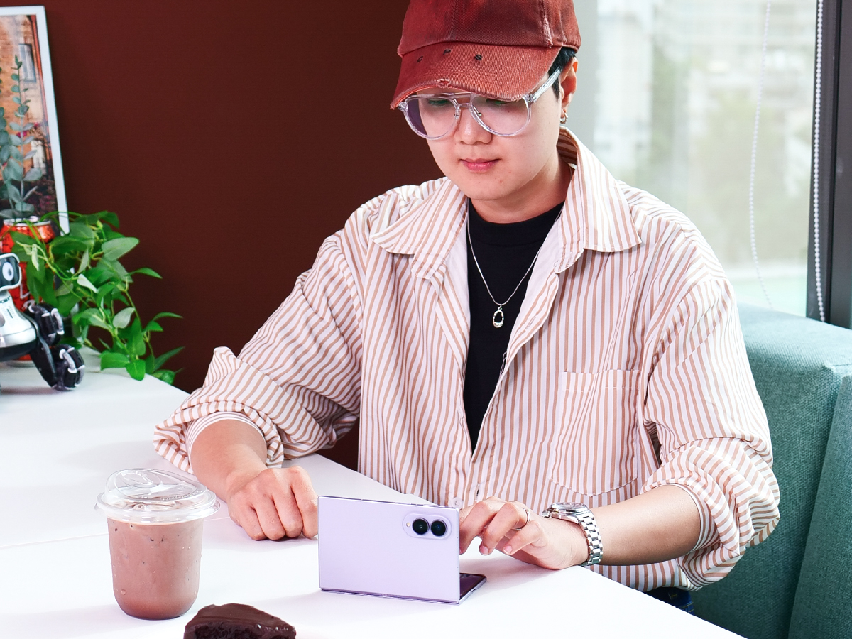 Galaxy Z Fold 8 ภาพที่ 4